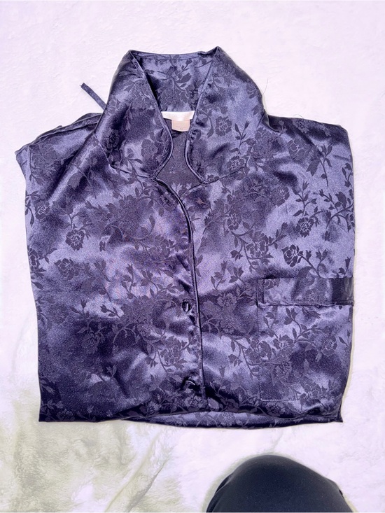 Victoria's Secret Other - Vintage Victoria’s Secret Navy Satin Floral Damask Pajama Set